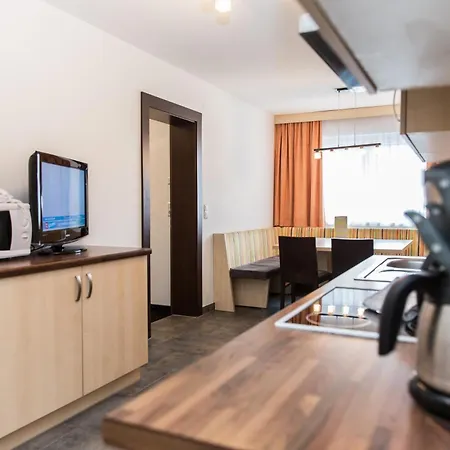 A Casa Kristall Ζόλντεν