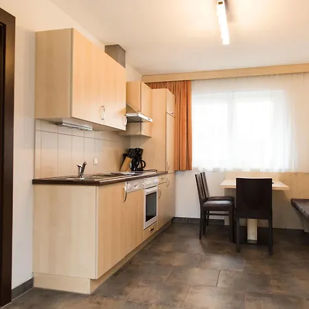 Apartmán A Casa Kristall *